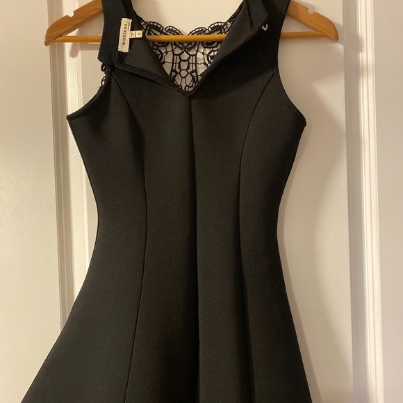 Black Monteau Los Angeles Dress - Picture 3 of 3